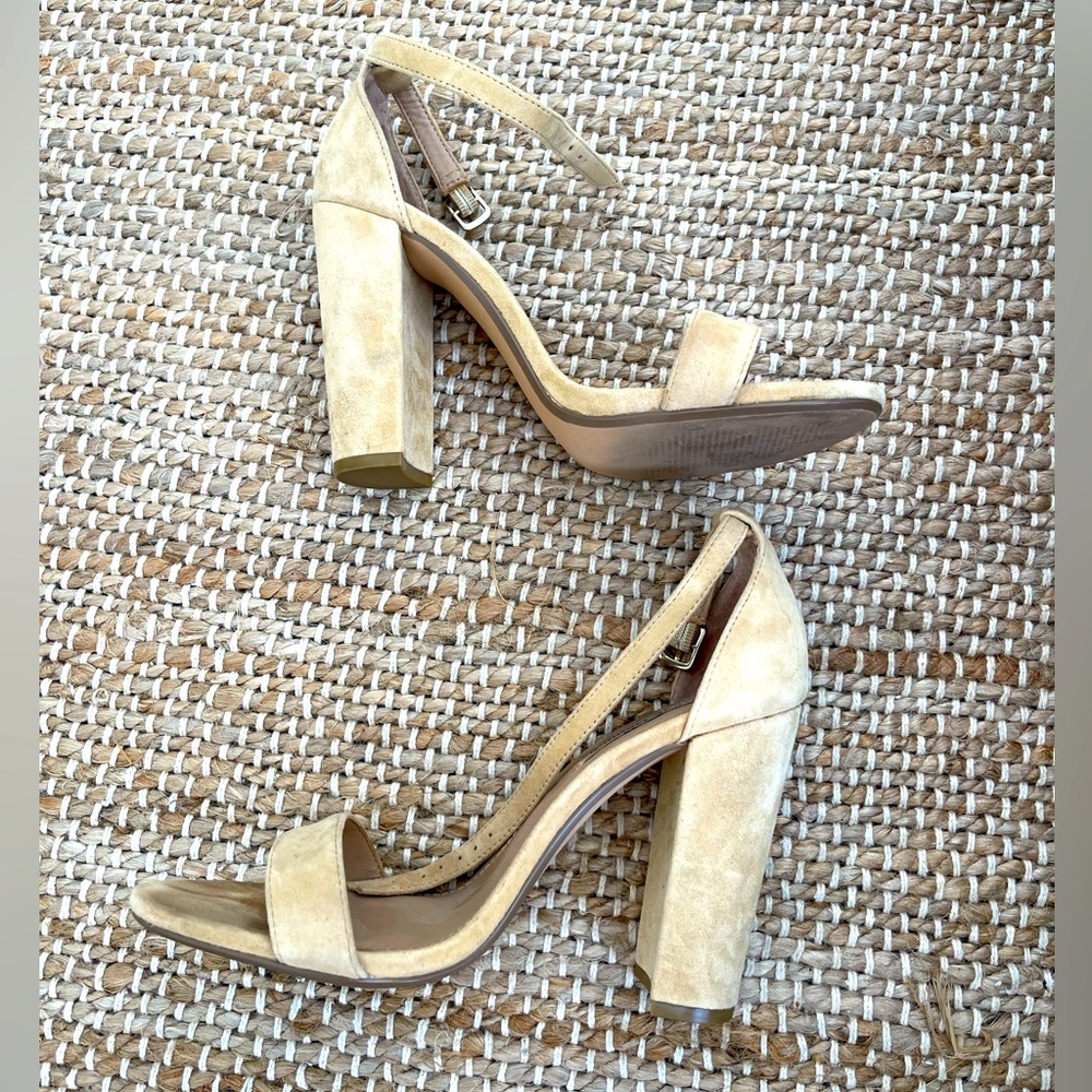 Steve Madden Suede Heels, size 9